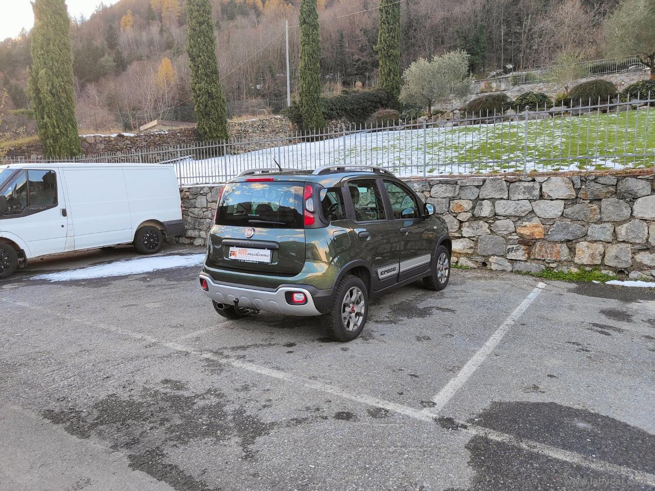FIAT Panda Cross 4x4 GANCIO TRAINO