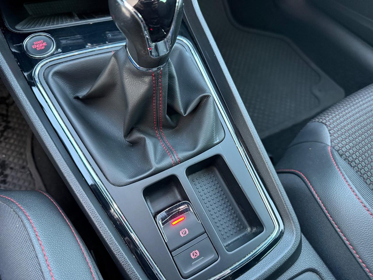 Seat Leon 1.6 TDI 115 CV ST FR TOTAL BLACK