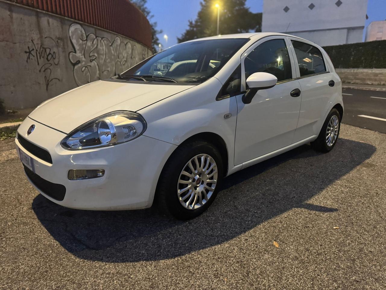 Fiat Punto 1.2 8V 5 porte Street