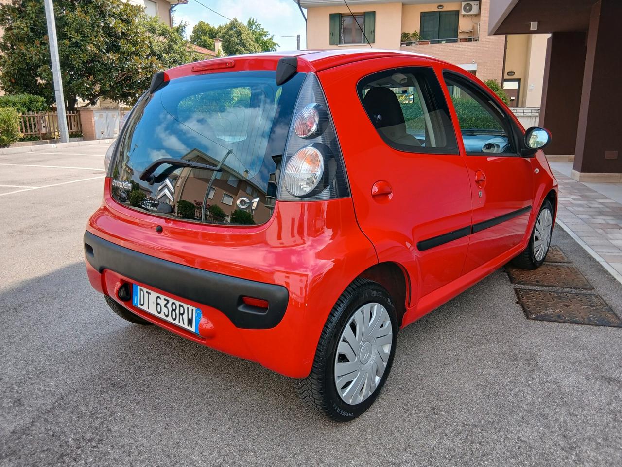 Citroen C1 1.0 5 porte OK per neo patentati