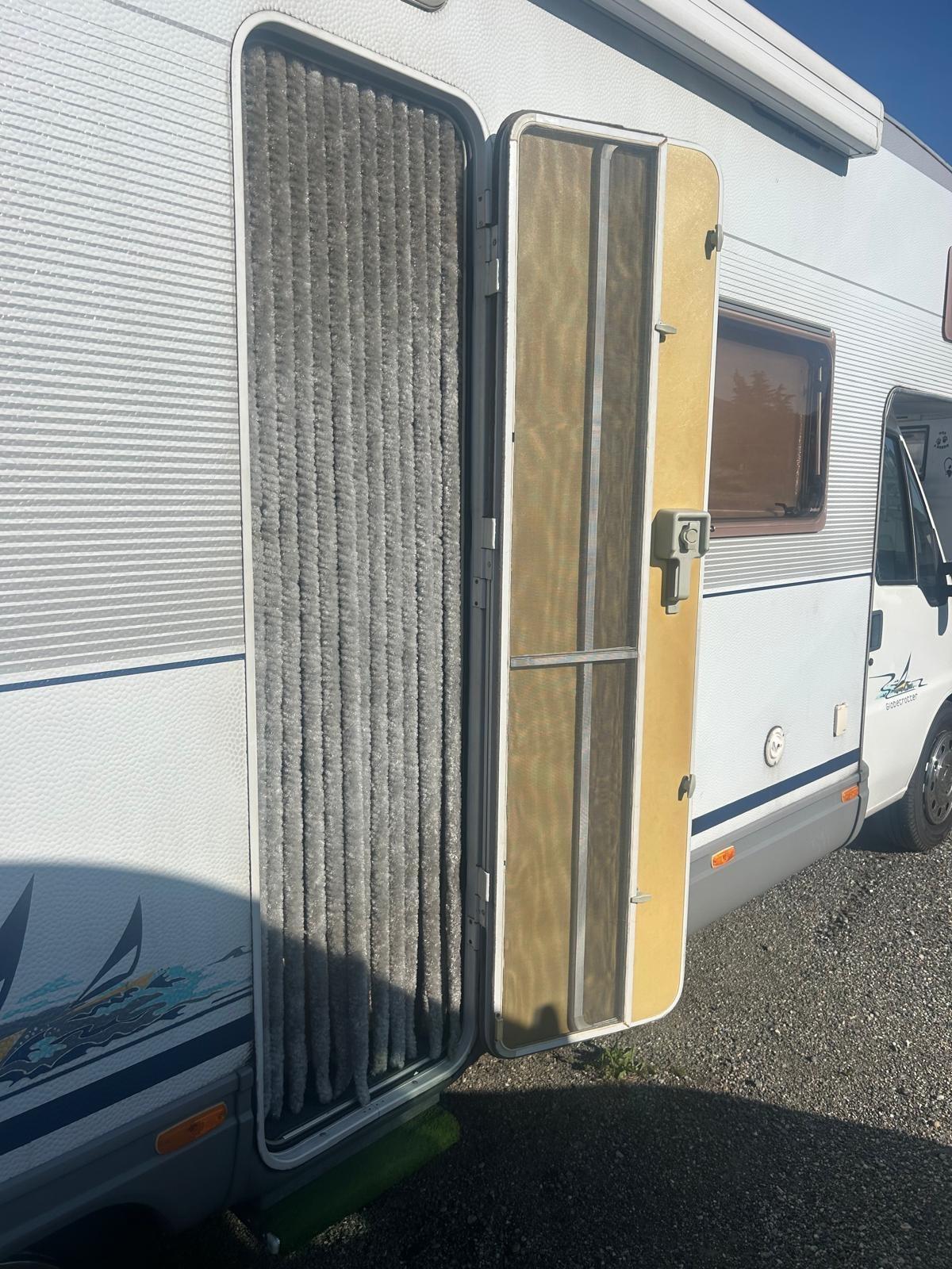 000 MANSARDATO Globetrotter del 2001 in saldo