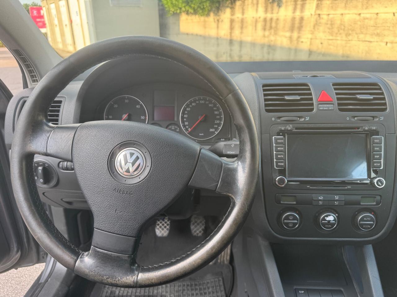 Volkswagen Golf 2.0 16V TDI 5p. Sportline