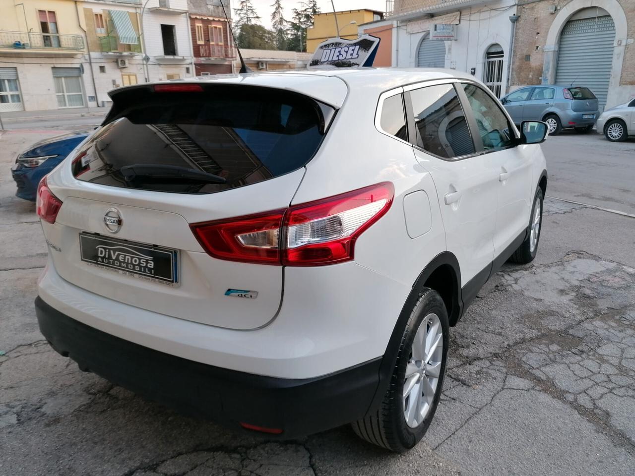 Nissan Qashqai 1.5 dCi DPF Tekna