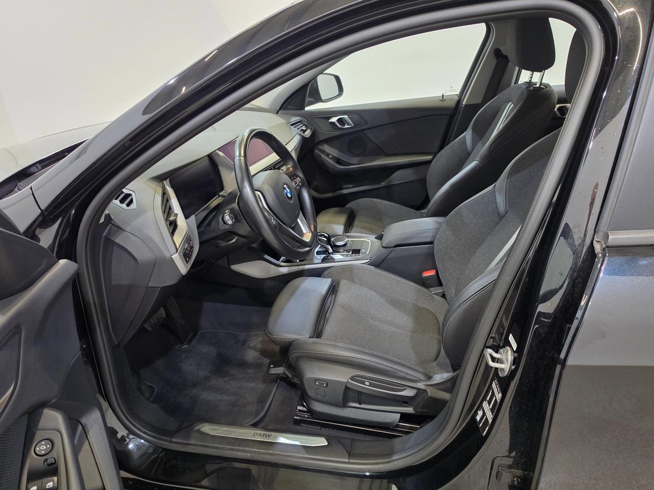 Bmw 116 116i 5p. SPORT