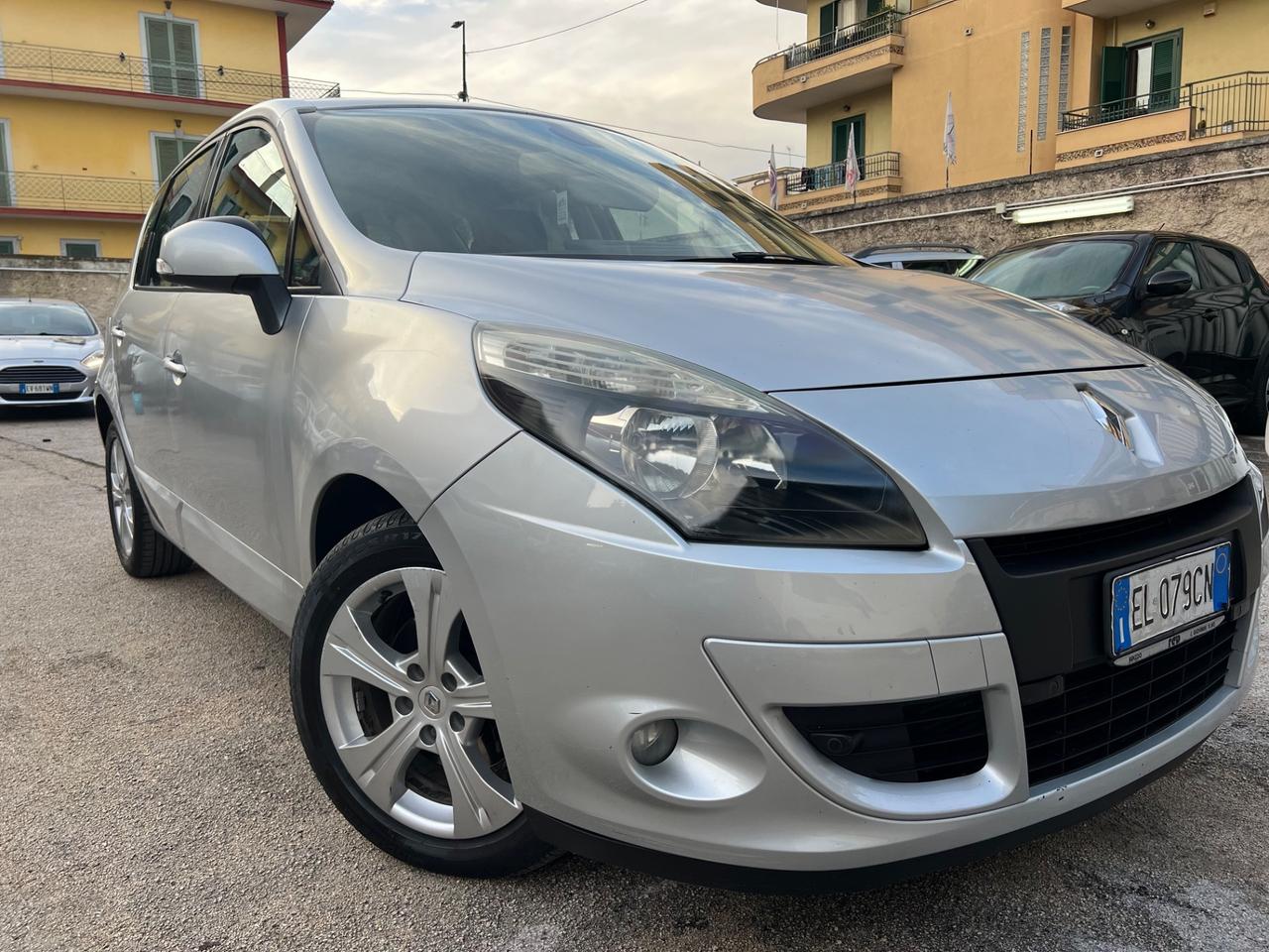 Renault Scenic Scénic X-Mod 1.6 dCi 130CV Luxe