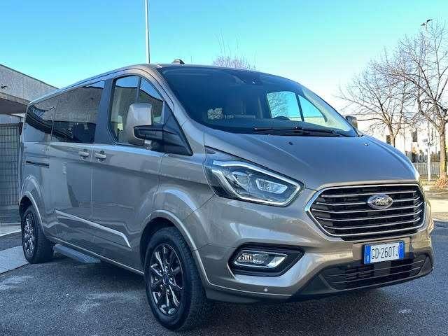 Ford Tourneo Custom 320 L2 H1 Titanium 2.0TDCi 185 Cv Auto 8 POSTI IVA