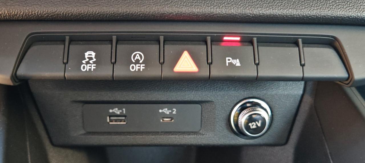 Audi A1 citycarver 30 TFSI Identity Contrast