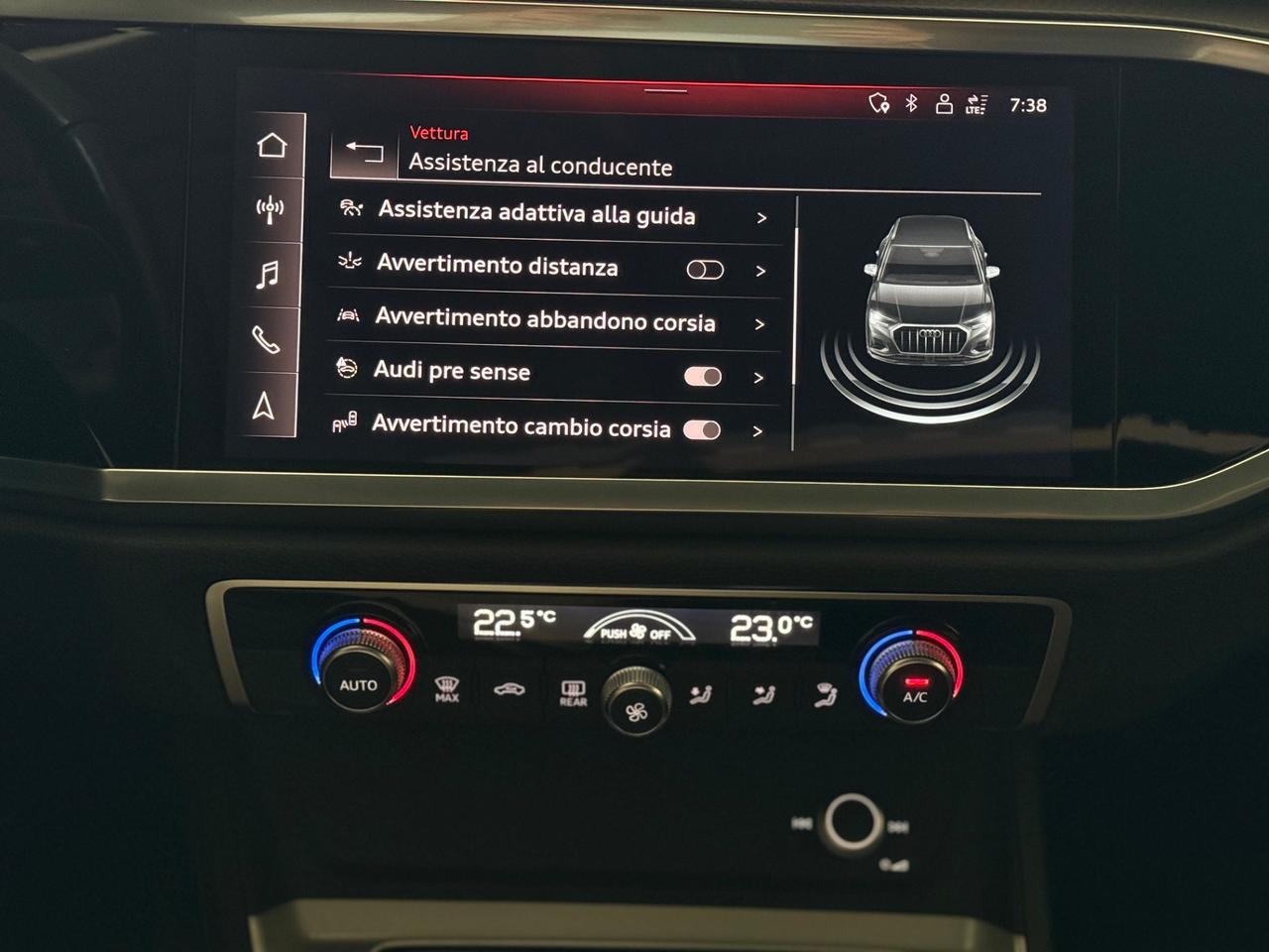 Audi Q3 35 2.0 Tdi 150CV S line TETTO/TELECAM