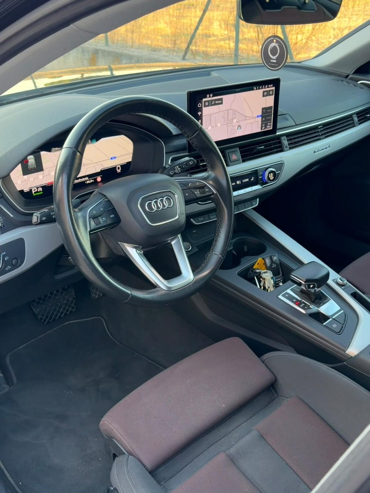 Audi A4 40 TDI S tronic Business