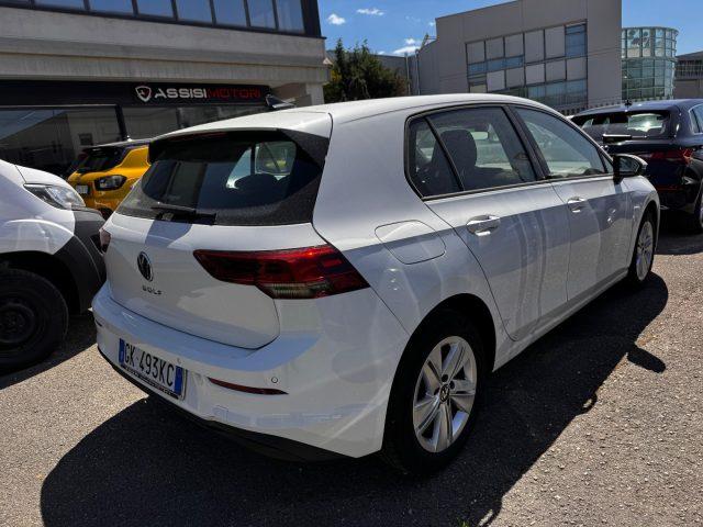 VOLKSWAGEN Golf 1.5 TGI DSG Life