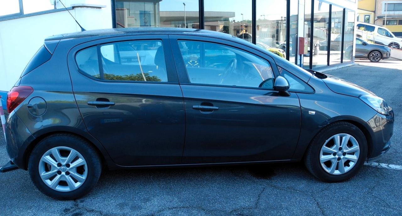 Opel Corsa 1.2 5 porte n-Joy
