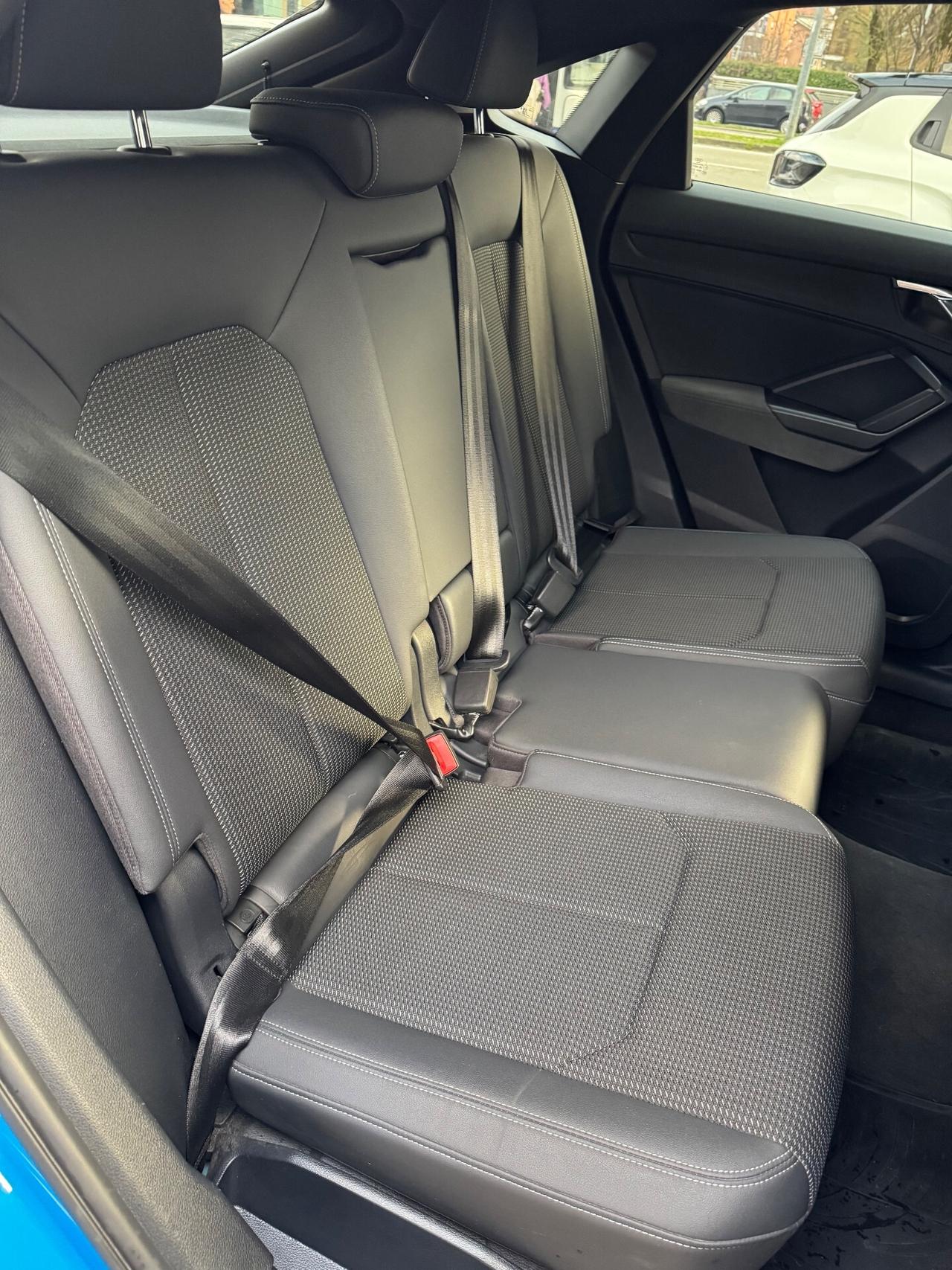 Audi Q3 Sportback 2.0 TDI S line edition Blu Turbo