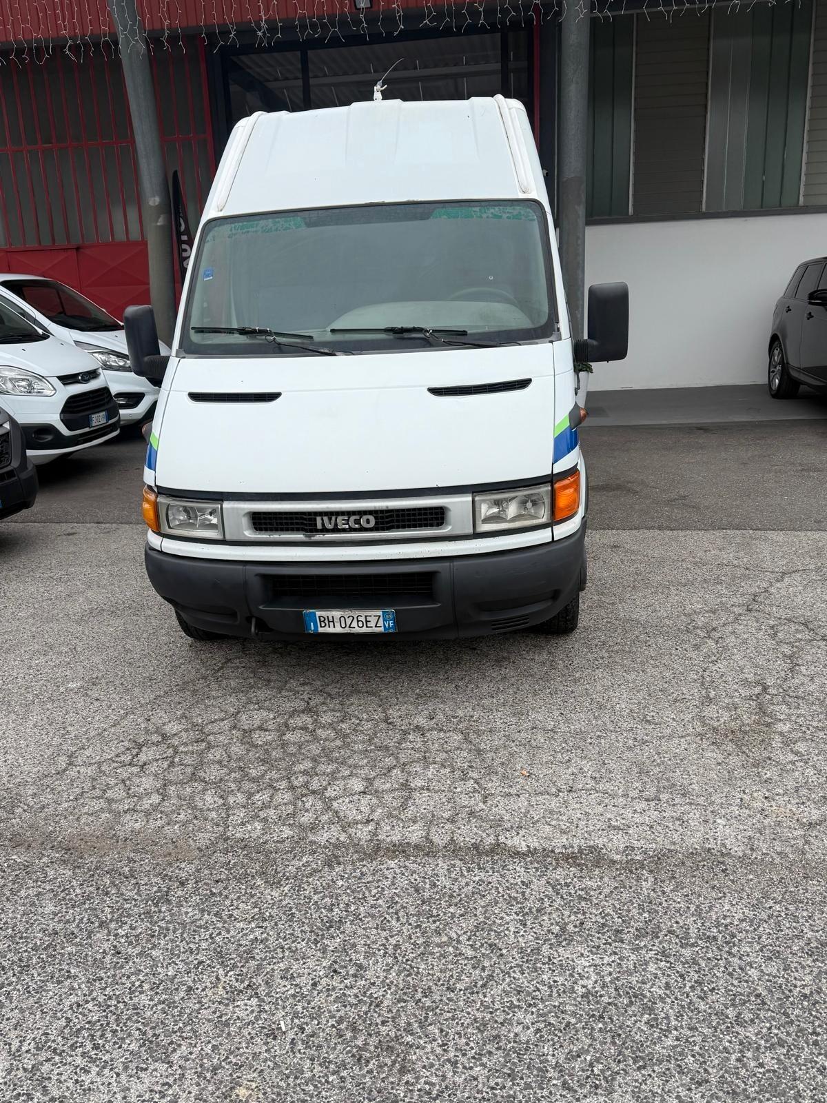 Iveco Daily 2.8 TDI Daily 35C13 PASSO LUNGO