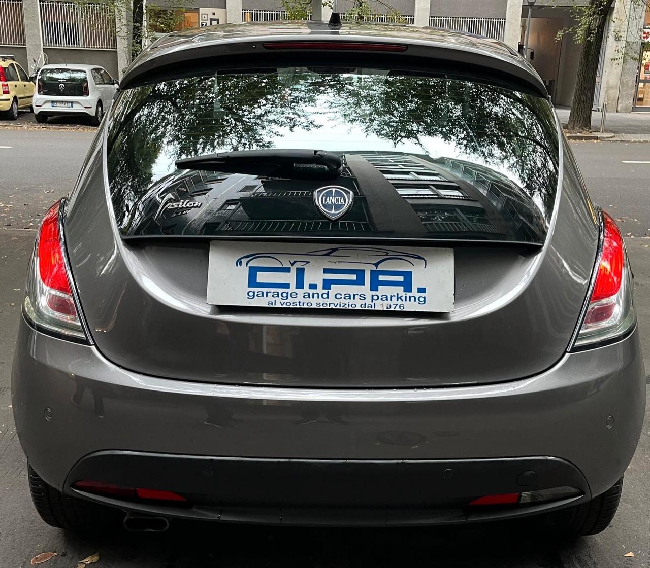 Lancia Ypsilon 1.2 69 CV 5 porte GPL Ecochic Gold