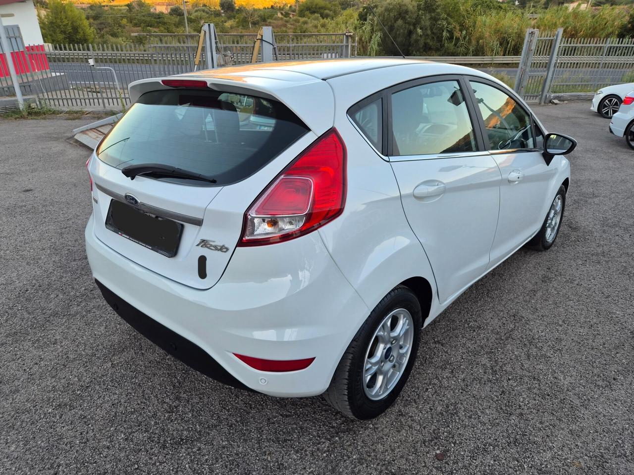 Ford Fiesta 1.5 TDCi 75CV 5 porte Titanium