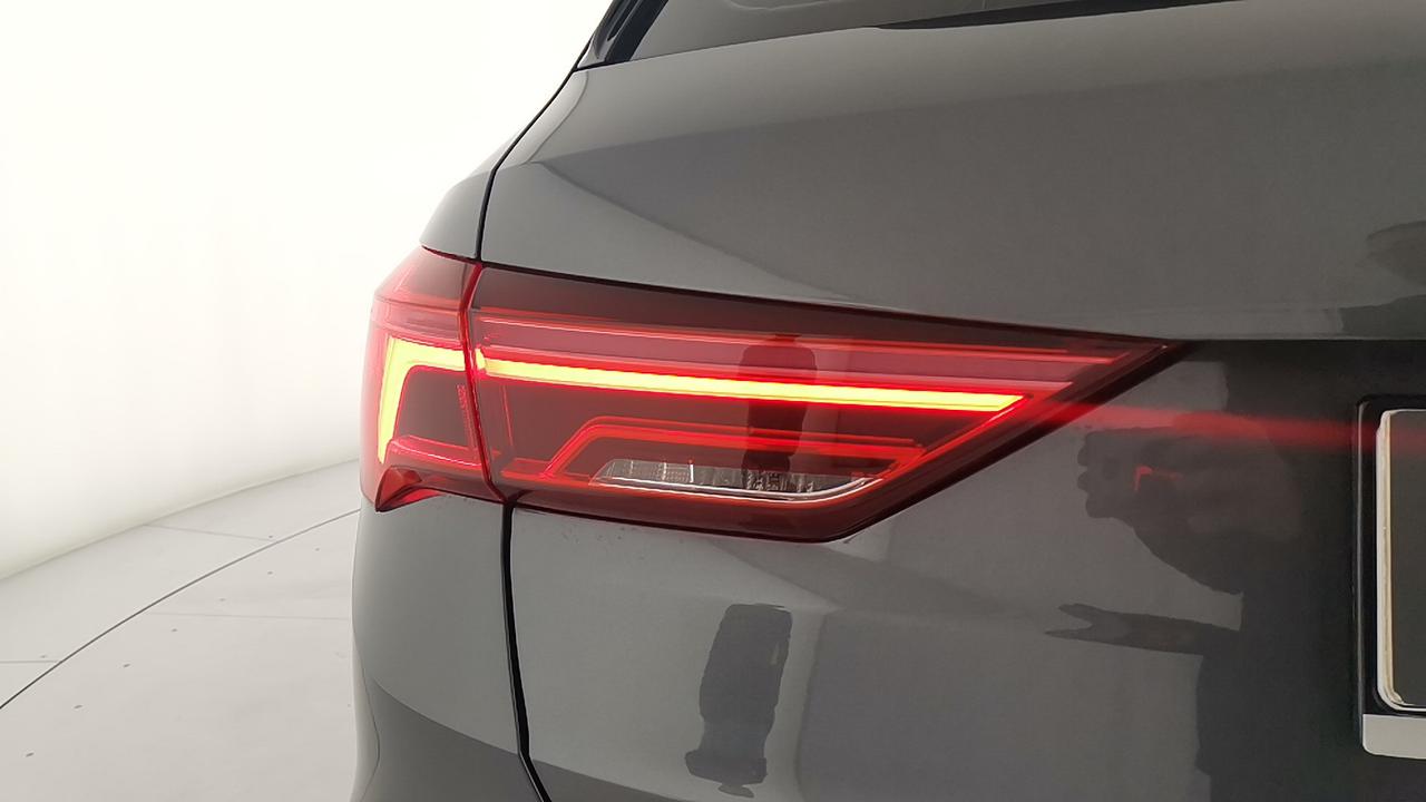 AUDI Q3 II 2018 - Q3 35 1.5 tfsi S line edition