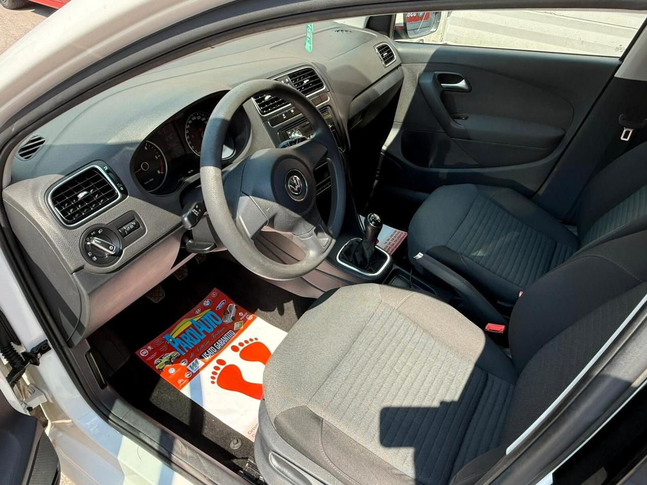 Volkswagen Polo 1.2 TDI 75cv Comfortline - 2014
