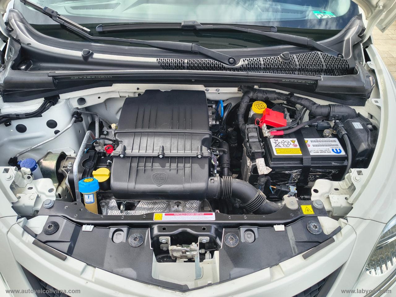LANCIA Ypsilon 1.2 69 CV 5p. S&S Gold