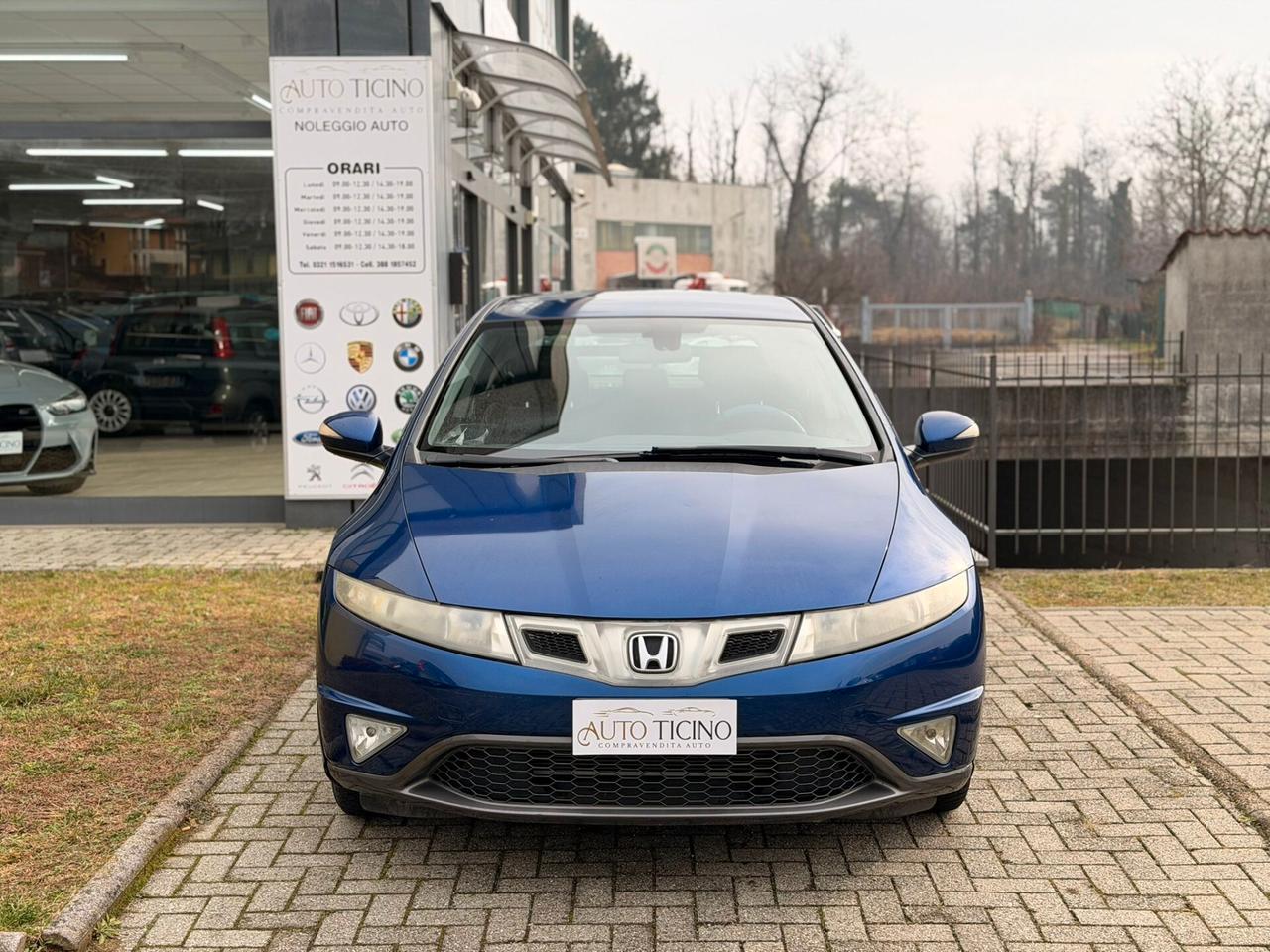 Honda Civic 011 1.4 i-VTEC 5p. Elegance