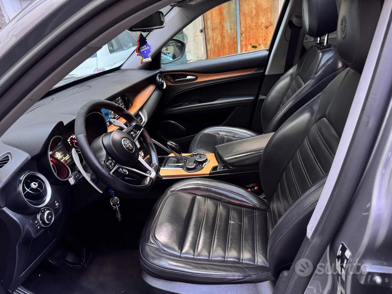 alfa romeo stelvio 2.0 turbo benzina 280cv