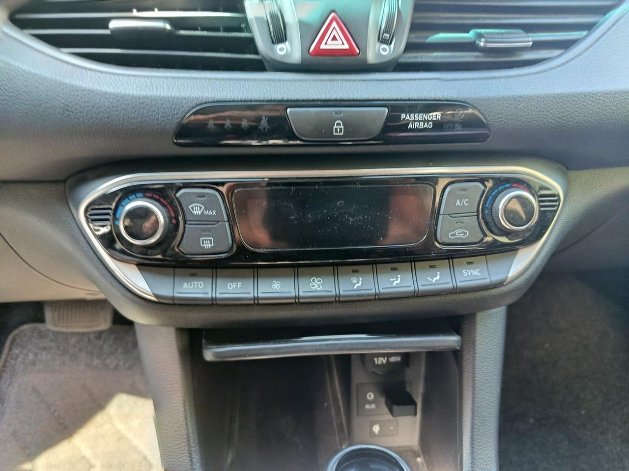 Hyundai i30 Fastback 1.4 T-GDI #10231