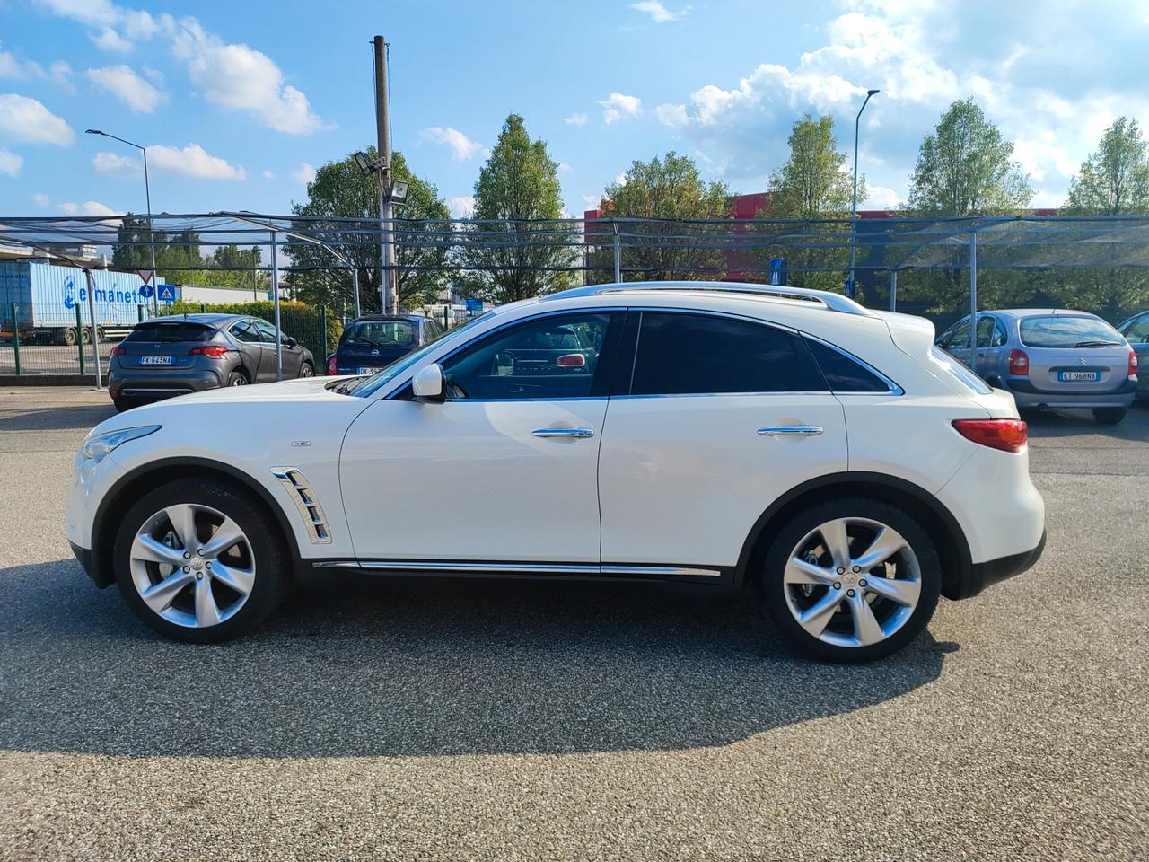 Infiniti FX FX30d S Premium