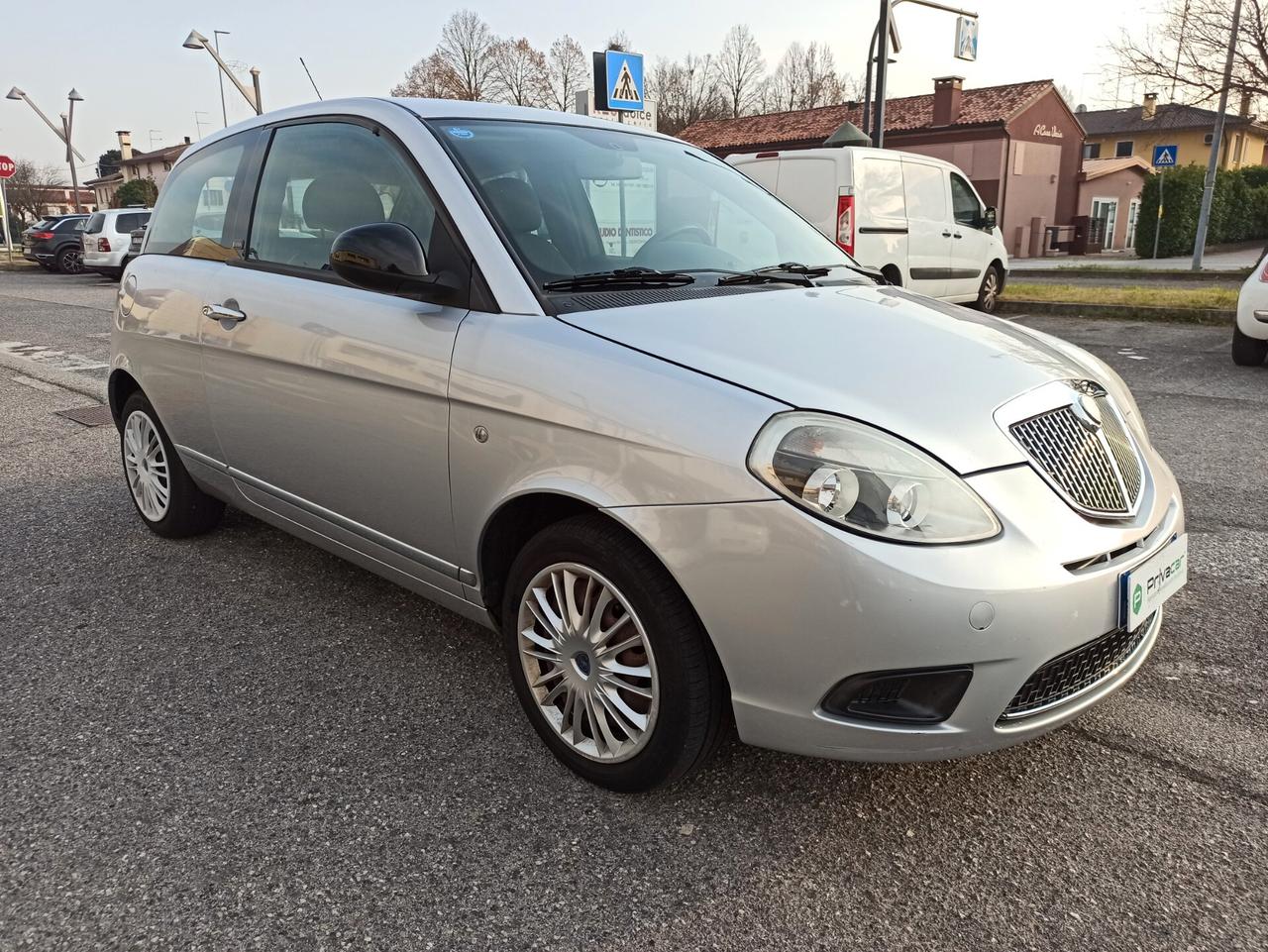 Lancia Ypsilon 1.2 69 CV Diva