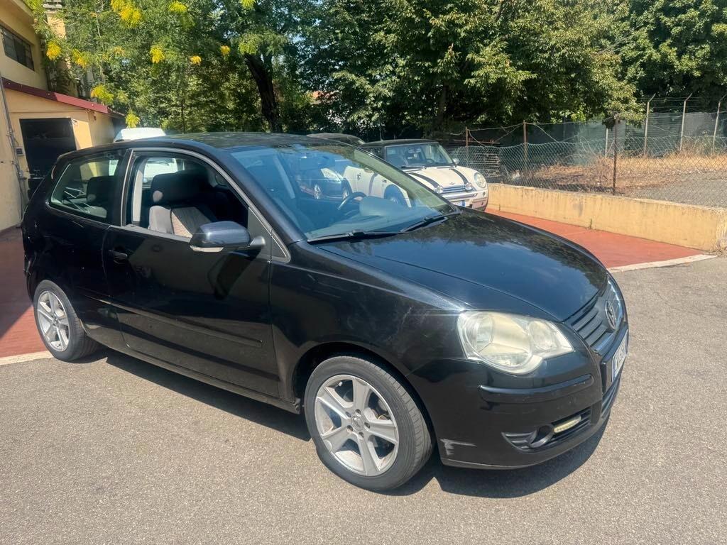 Volkswagen Polo Anno 2005 1.4 Benzina