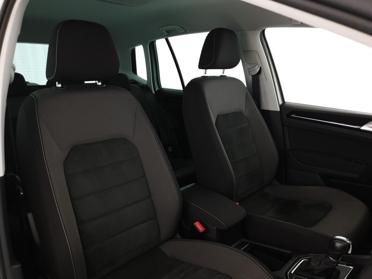 Volkswagen Golf sportsvan 1.6 tdi executive 110cv dsg