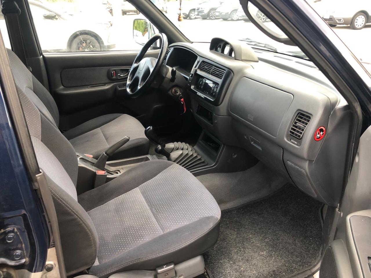 Mitsubishi L200 2.5 TDI 115 cv 4x4 anno 2002