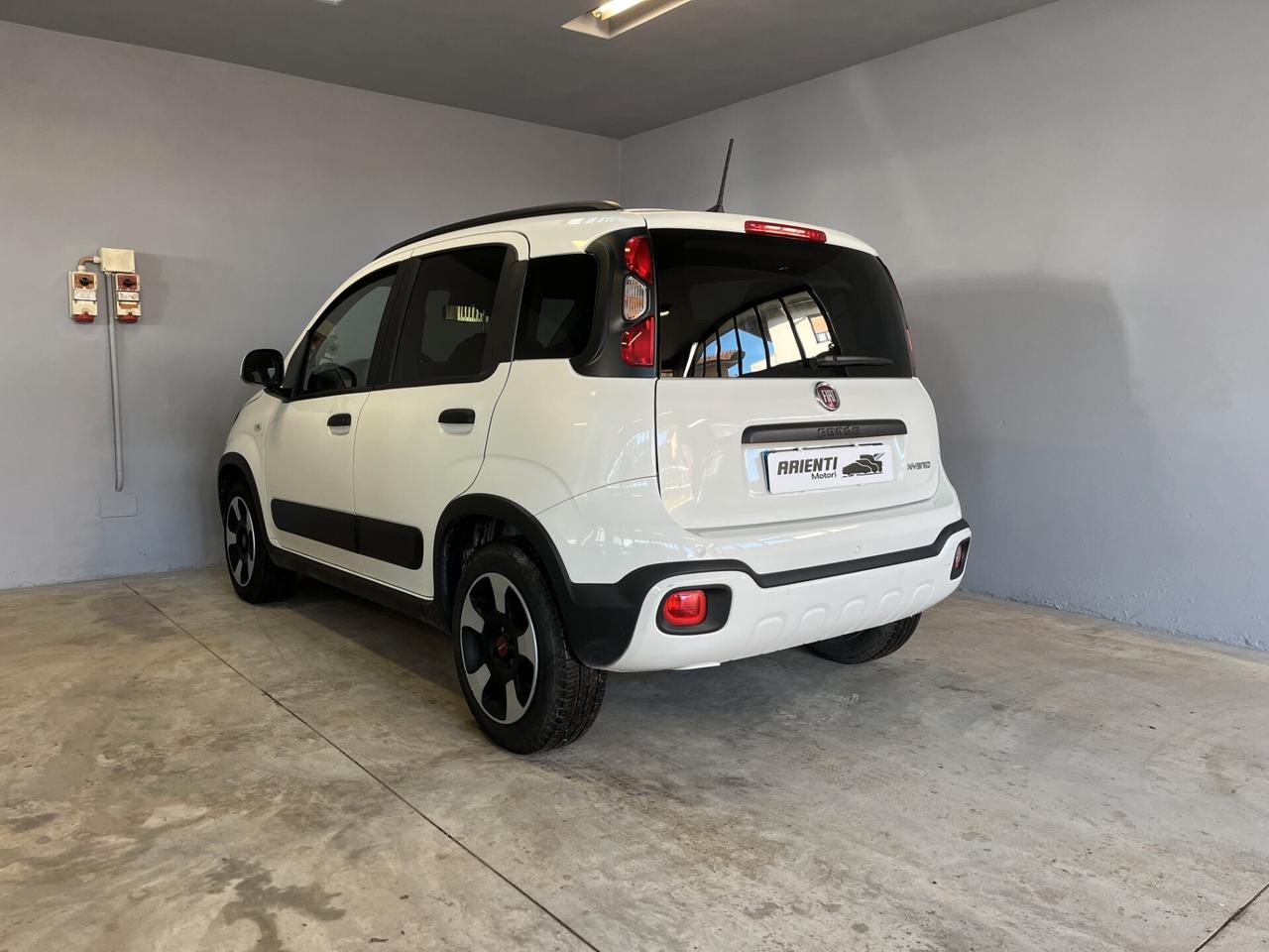 Fiat Panda 1.0 HYBRID 70cv CROSS - PREZZO REALE