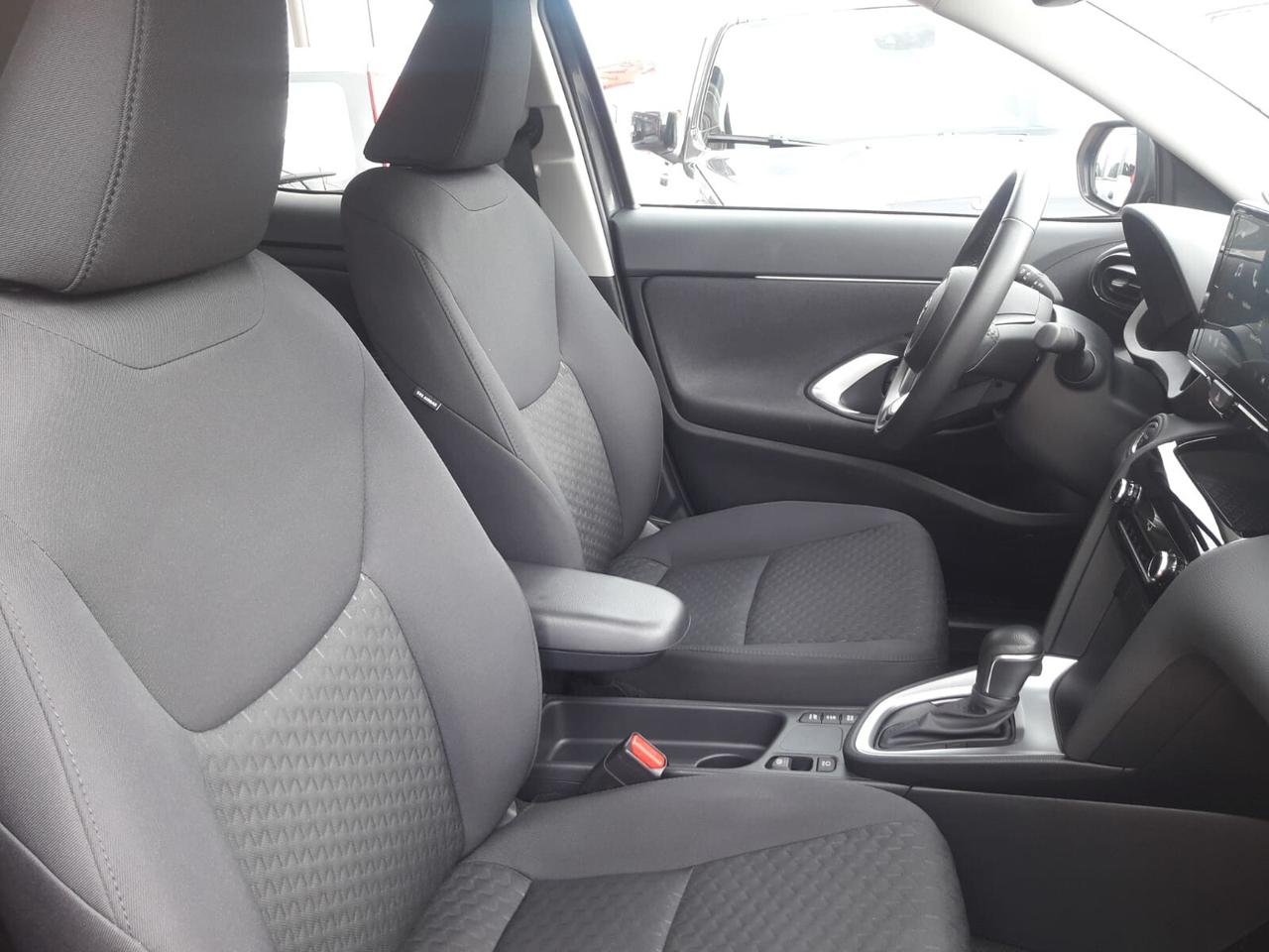 Toyota Yaris Cross 1.5 Hybrid 130 CV 5p. E-CVT Trend