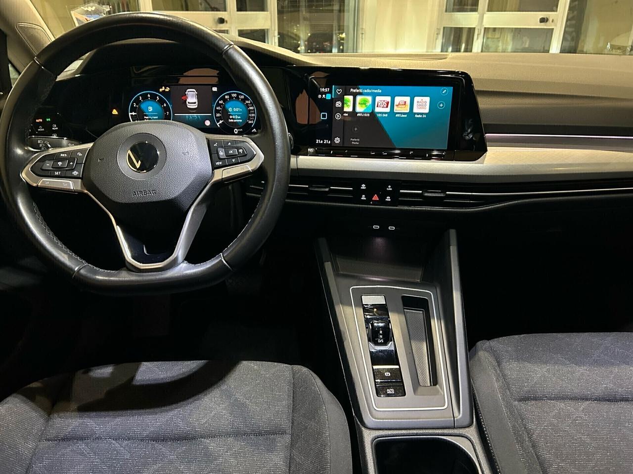 Volkswagen Golf 1.5 eTSI 150 CV EVO ACT DSG Life