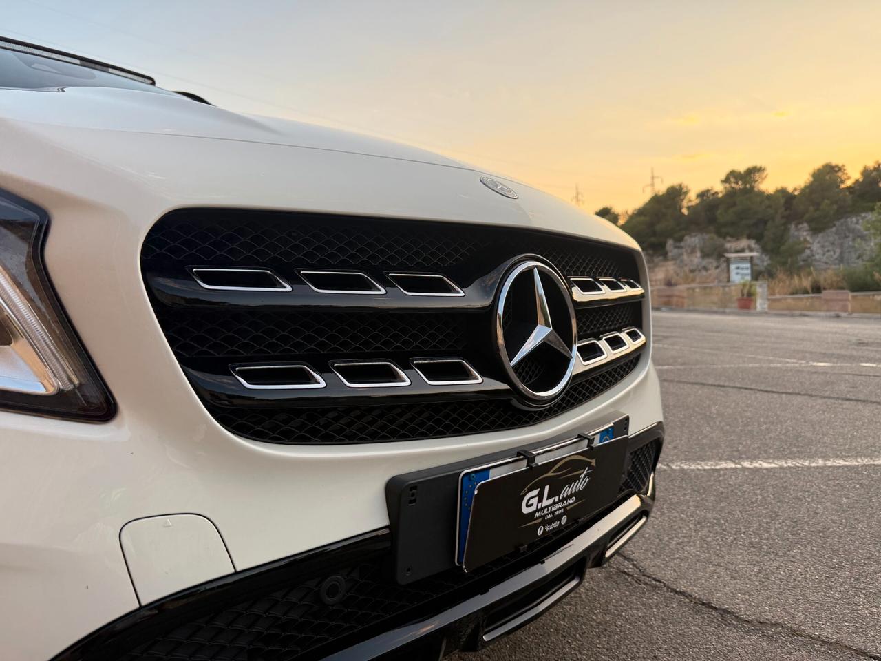 Mercedes GLA 200/2.2 136CV/CAR PLAY/TETTO/KYLESS
