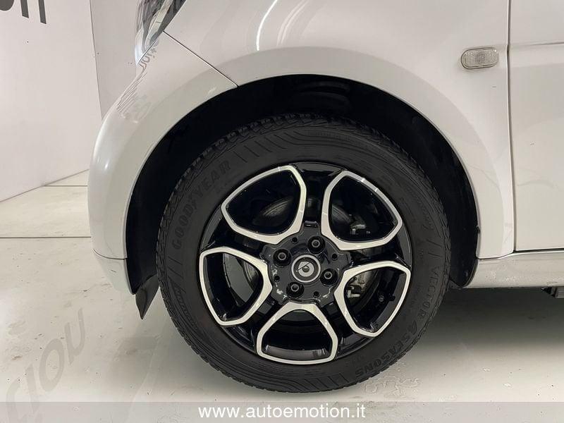 smart fortwo EQ Passion