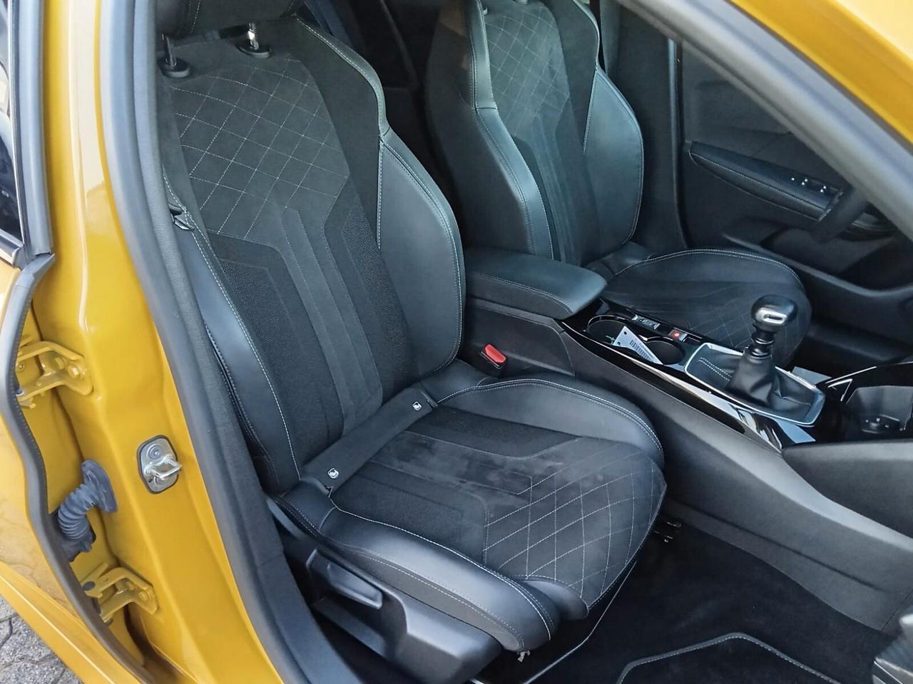 Peugeot 208 PureTech 100 Stop&Start 5 porte GT Pack