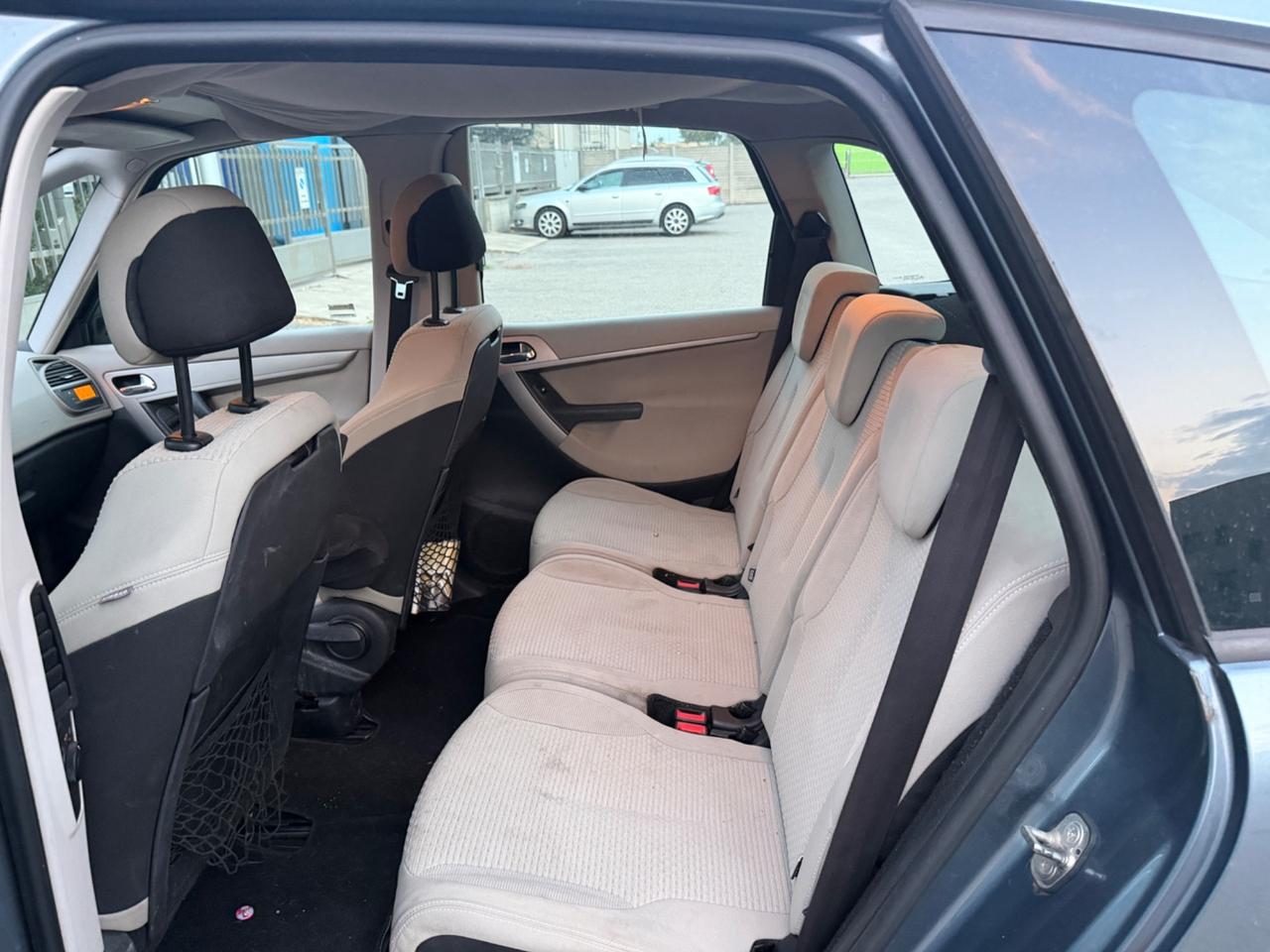 CITROEN C4 2.0 DIESEL AUTOMATICO PER COMERCIANȚI