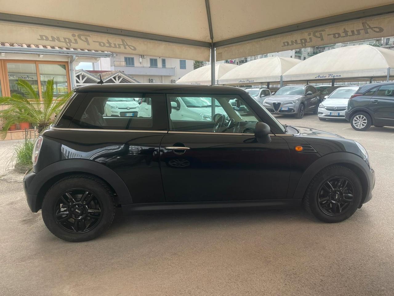 Mini 1.6 16V One (55kW)