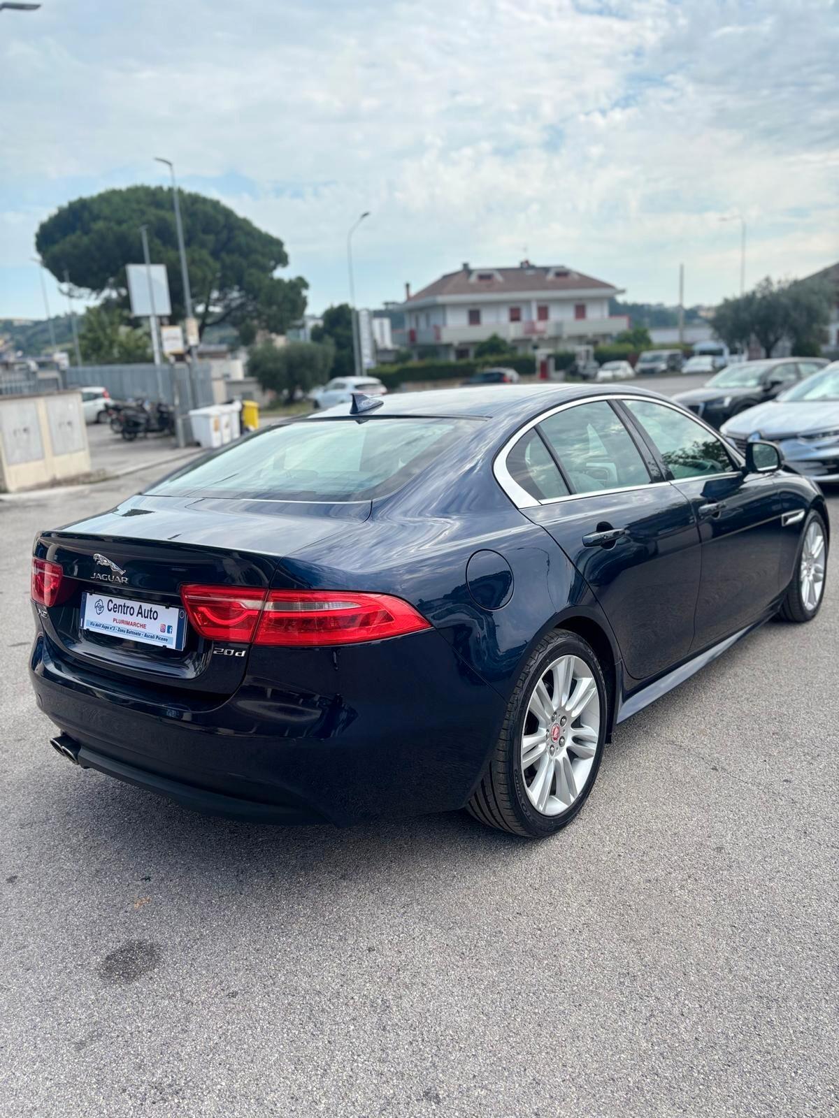 Jaguar XE 2.0 D Turbo 180CV aut. Prestige Business Edition