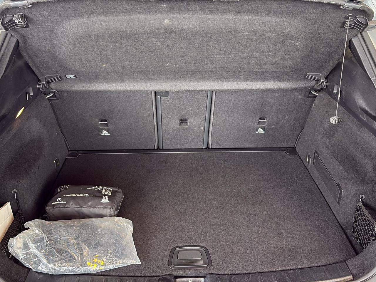 Mercedes-Benz GLA-H247 2023 - GLA 180 d Advanced auto