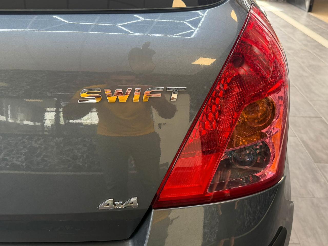 Suzuki Swift 1.3 4x4 5p. GL
