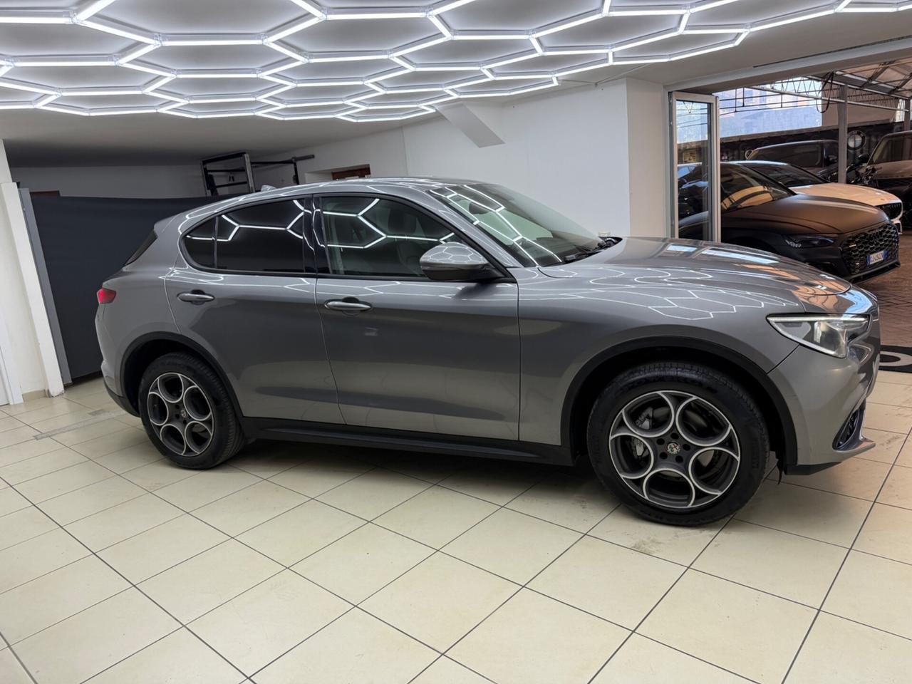 Alfa Romeo Stelvio 2.2 Turbodiesel 190 CV Motore Rifatto