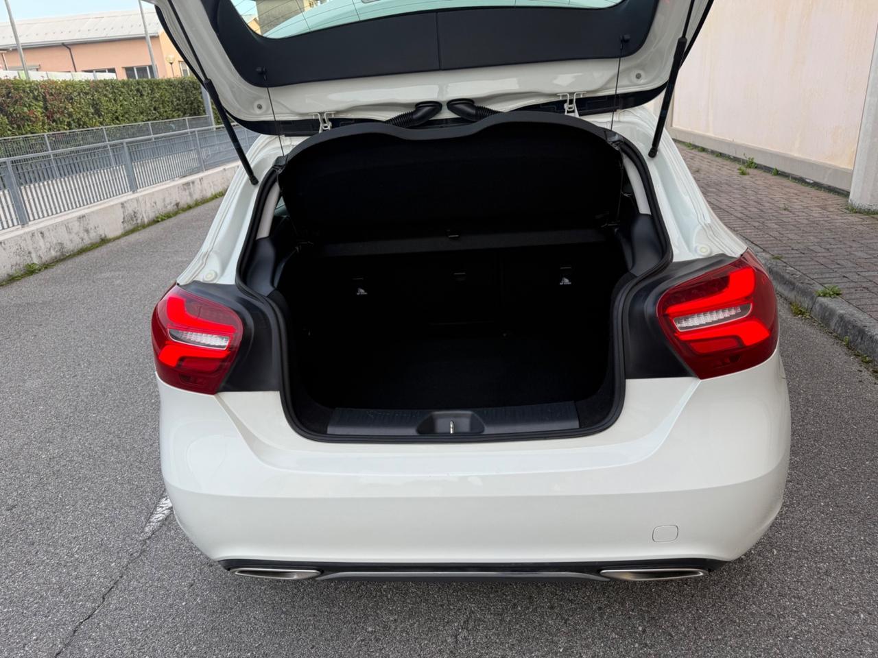 Mercedes-benz A 180 d Sport Automatica