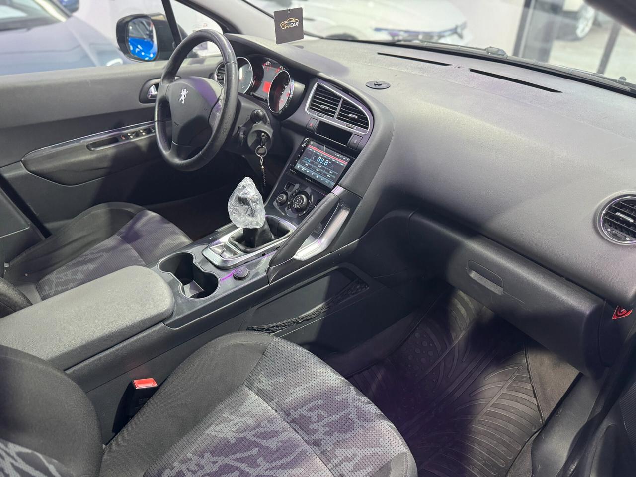 Peugeot 3008 1.6 HDi 110CV Premium