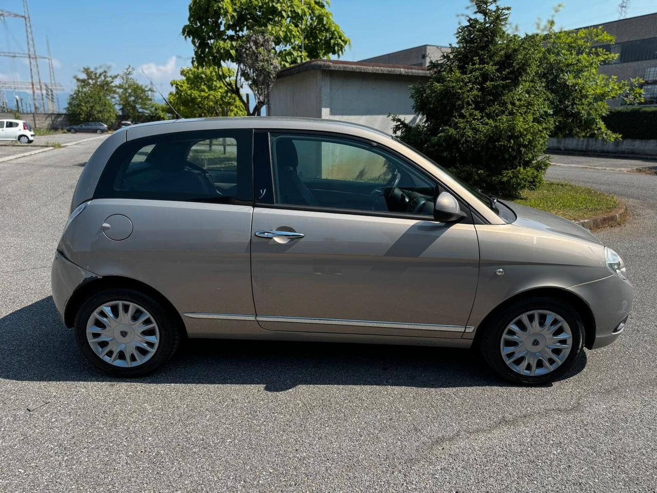 Lancia Ypsilon 1.2 Elle