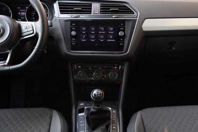 VOLKSWAGEN Tiguan 2.0 TDI Sport R-LINE 19" Full LED ACC Radar