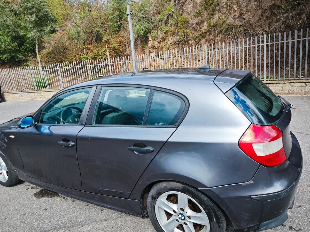 Bmw 118 118d cat 5 porte Eletta