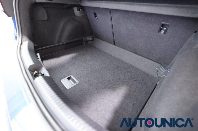 VOLKSWAGEN Taigo 1.0 TSI 115 CV R-LINE FARI LED TETTO PANORAMA