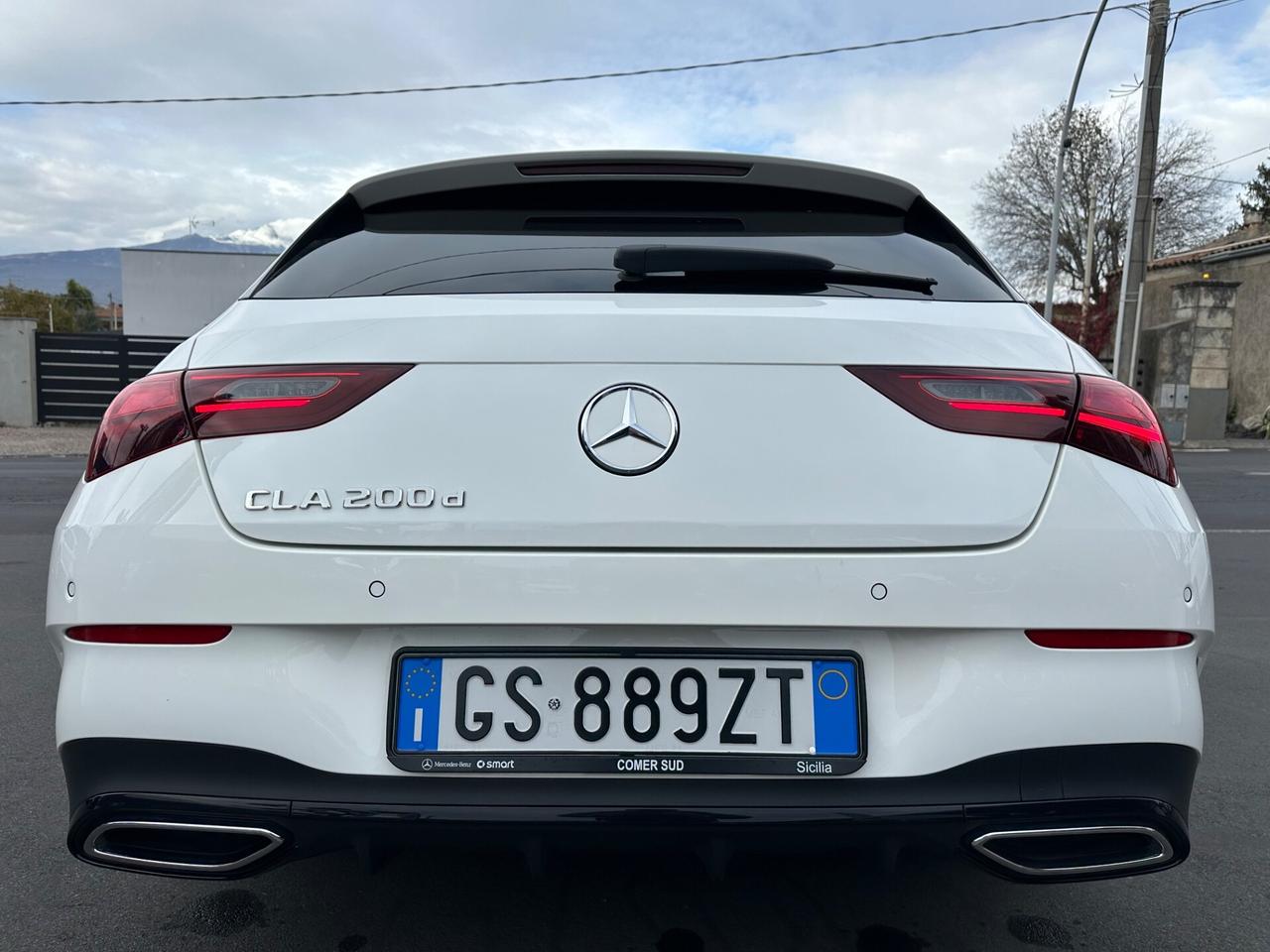 Mercedes-benz CLA 200 d Automatic Shooting Brake AMG Line Premium Plus