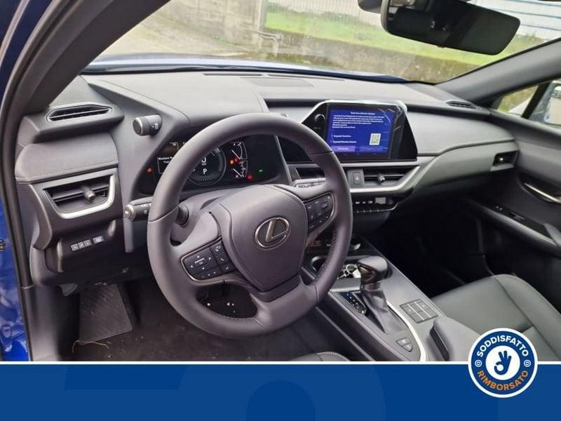 Lexus UX UX250H 2.0H ECVT 2WD DES MY23